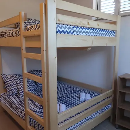 Robinson Olive Tree Huts Čara