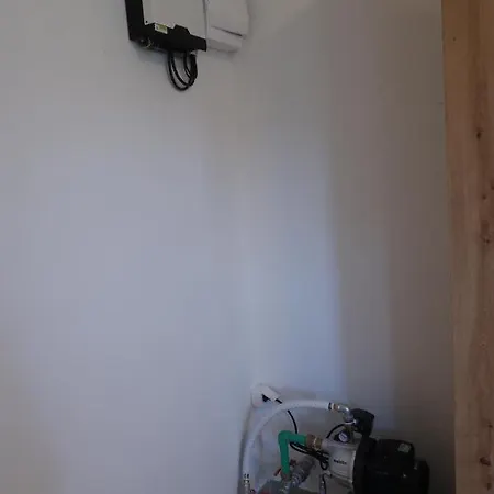 Robinson Olive Tree Huts Holiday home