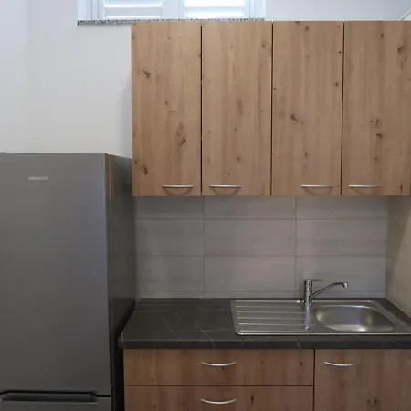 Robinson Olive Tree Huts Holiday home