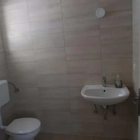 Robinson Olive Tree Huts Holiday home